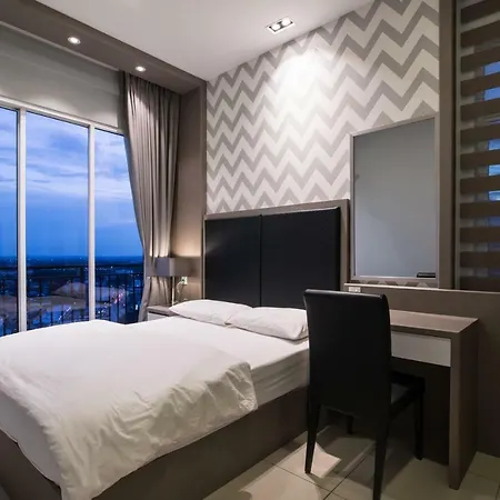 Jomstay Majestic Premier Suites Ipoh Town Exterior photo